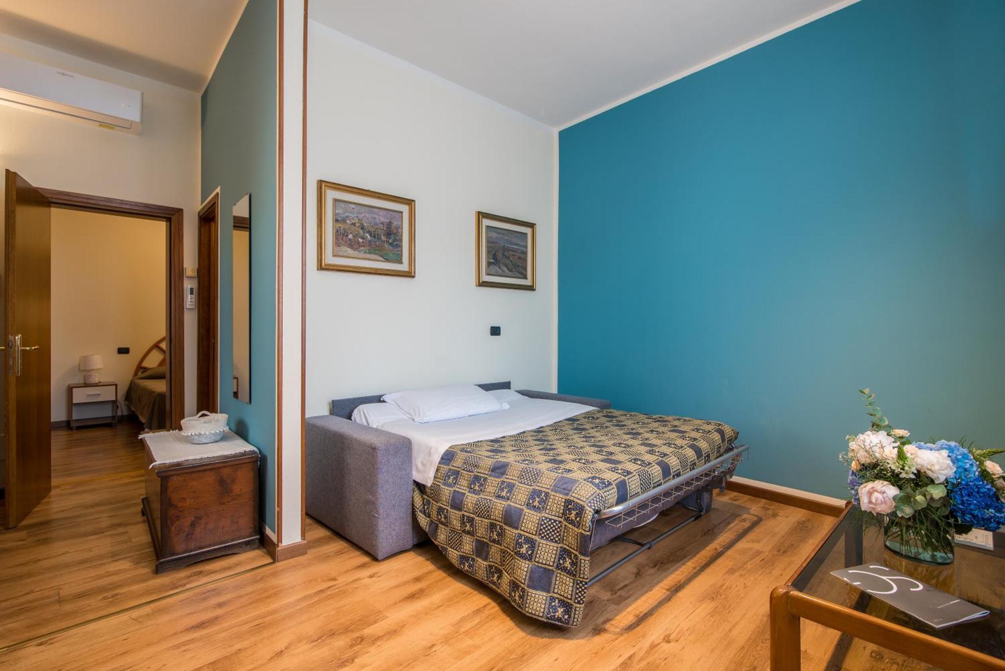 Hotel Porta Del Sole سويانو ديل لاغو المظهر الخارجي الصورة