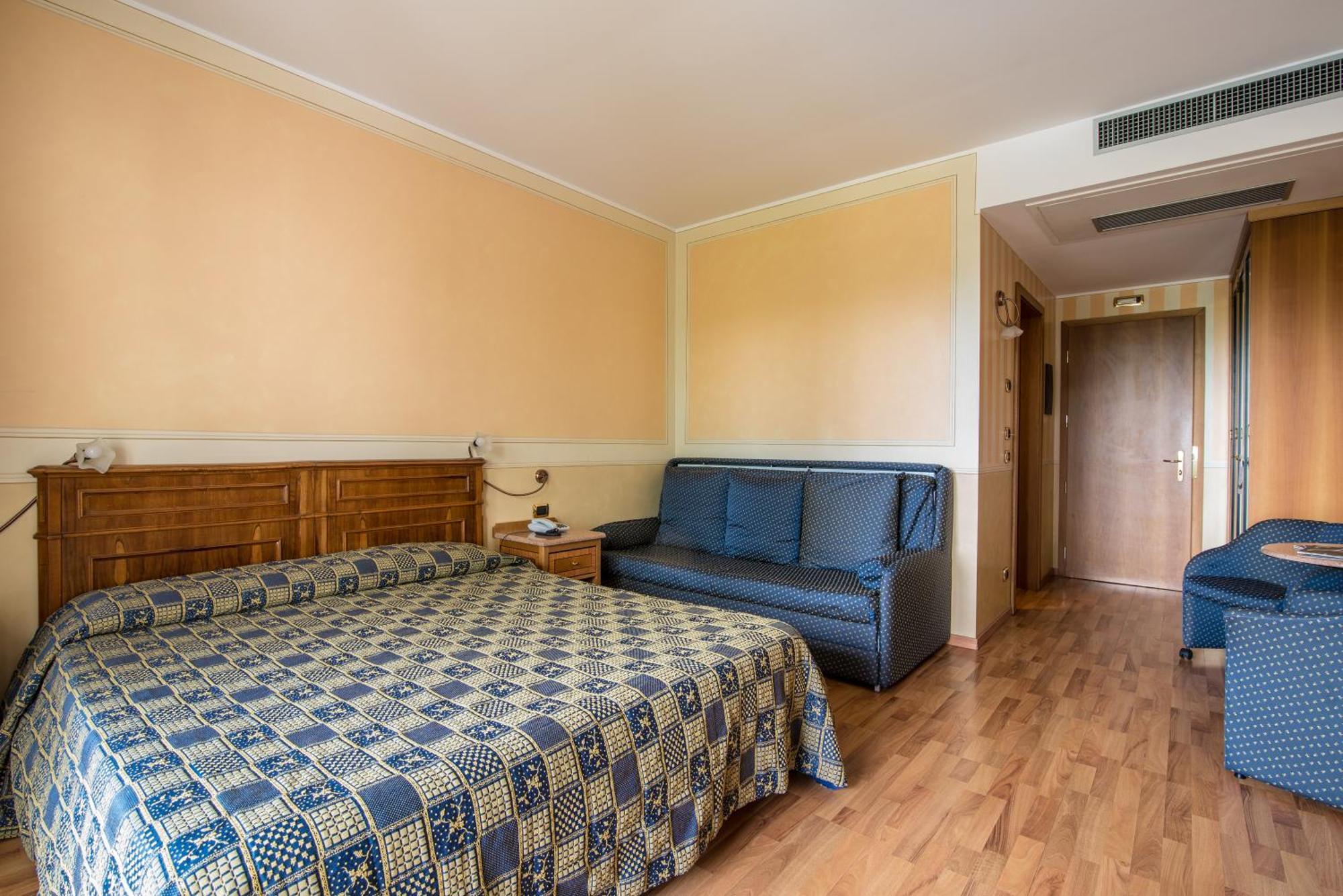 Hotel Porta Del Sole سويانو ديل لاغو المظهر الخارجي الصورة
