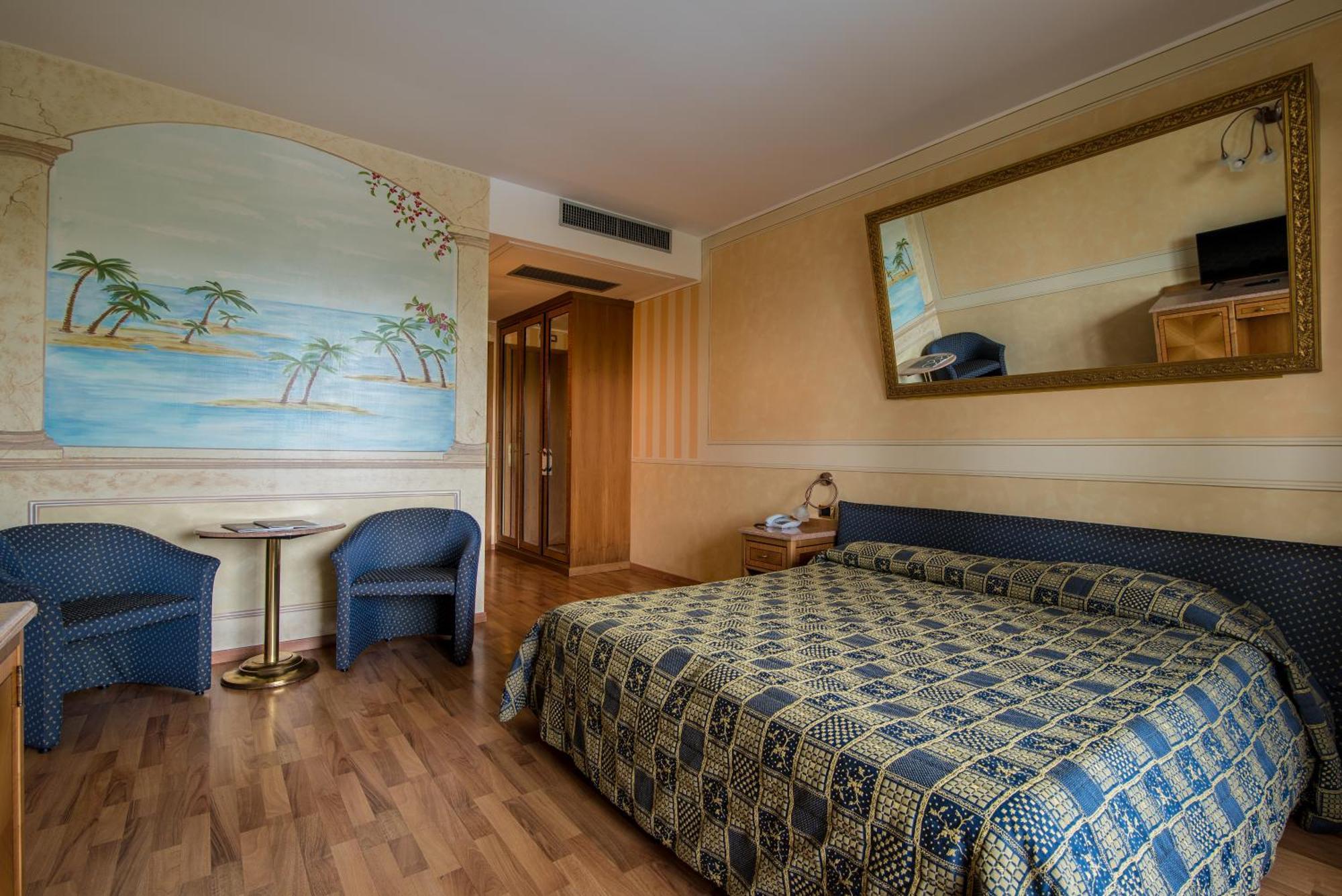 Hotel Porta Del Sole سويانو ديل لاغو المظهر الخارجي الصورة