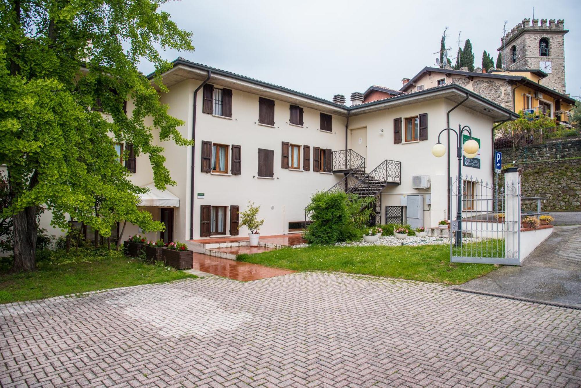 Hotel Porta Del Sole سويانو ديل لاغو المظهر الخارجي الصورة