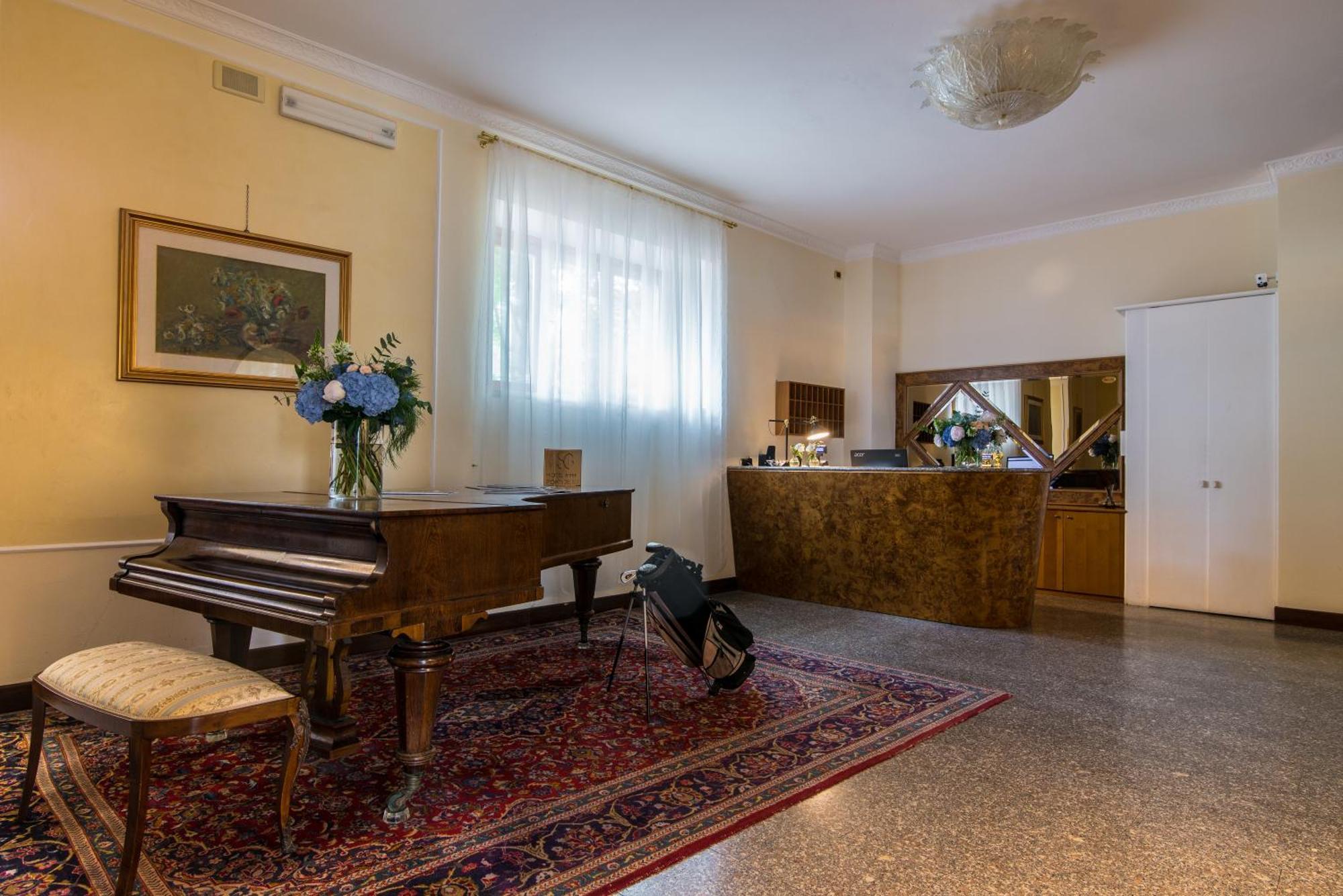 Hotel Porta Del Sole سويانو ديل لاغو المظهر الخارجي الصورة