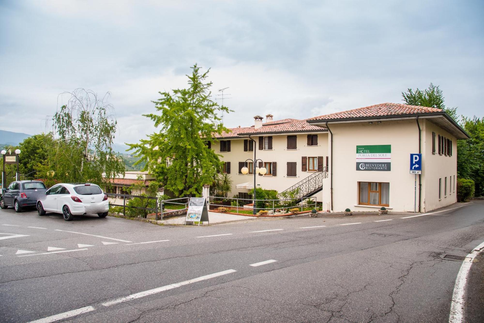 Hotel Porta Del Sole سويانو ديل لاغو المظهر الخارجي الصورة
