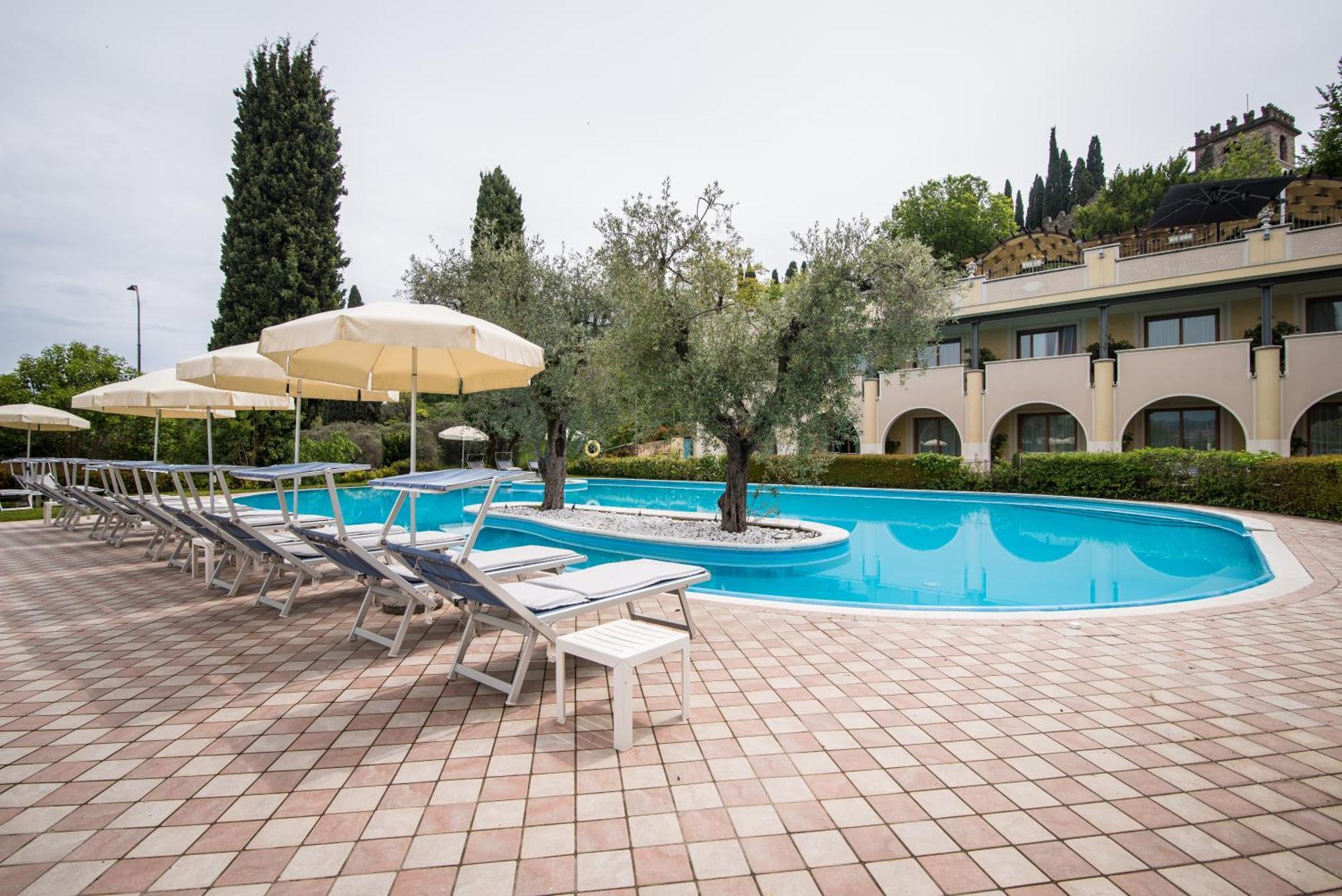 Hotel Porta Del Sole سويانو ديل لاغو المظهر الخارجي الصورة